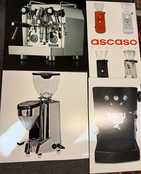 Parti, 4 st planscher på kartong, Kaffemaskiner