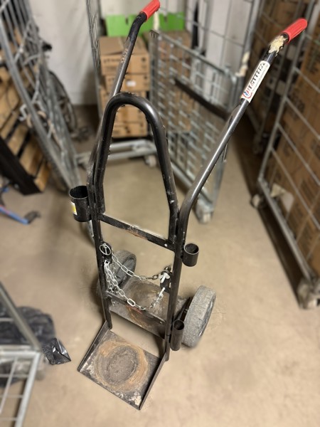 Vagn för gassvets-tub