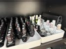 Parti, Alla varor i salongen, lack, krämer, medel