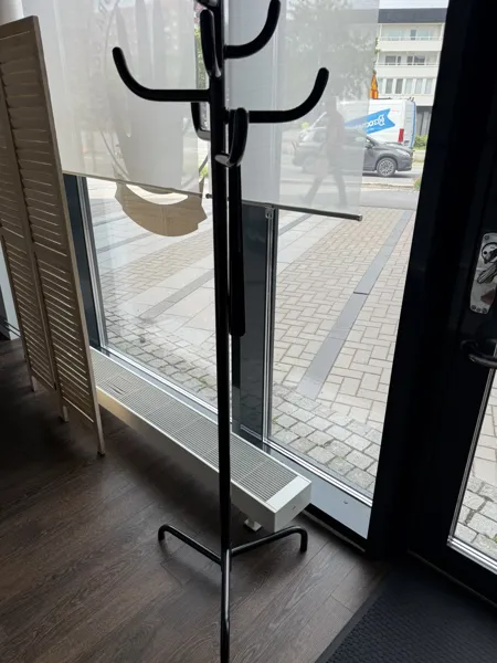 Parti, Herrbetjänt, klädställning, avdelare