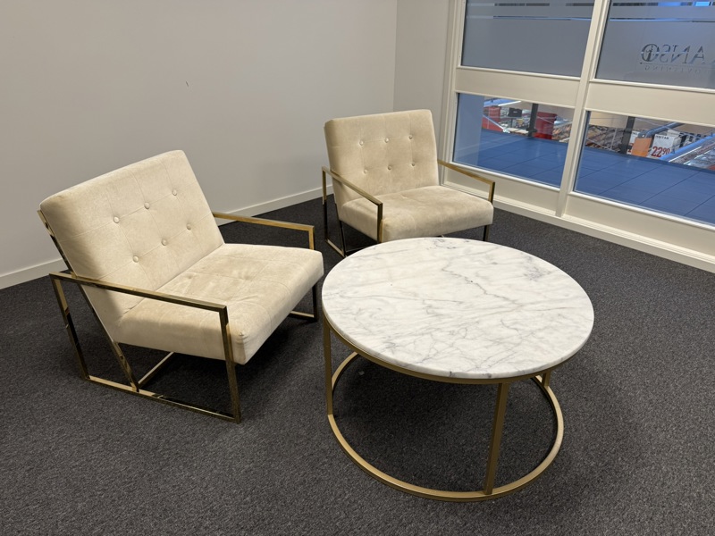 Parti, Besöksgrupp, 2 fåtölj, marmorbord