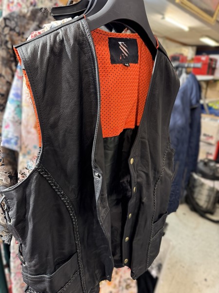 Skinnväst, MC-stil, M, ny