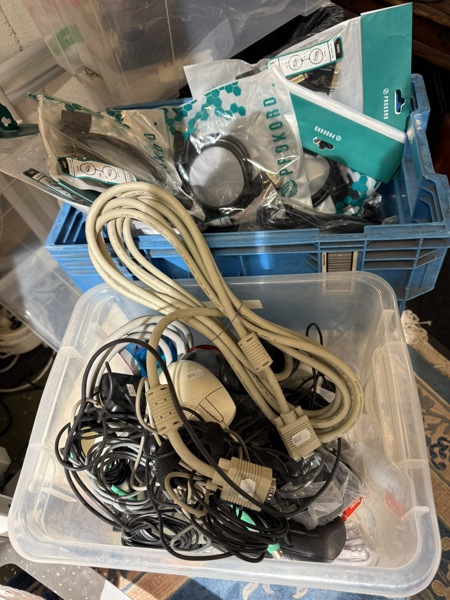 Parti, IT/Datakbalar, mus, mm.