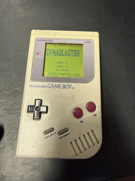 Gameboy svart/vit, m. 4 spel (tveksam funktion på 2 st spel)