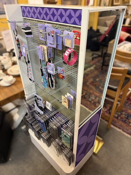 Butiksdisplay, spjut