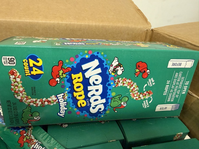 Parti, Godis, 240 st "Nerd Ropes"